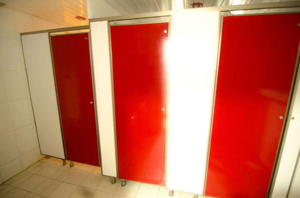Kimchee Sinchon Guesthouse Seoul Bagian luar foto